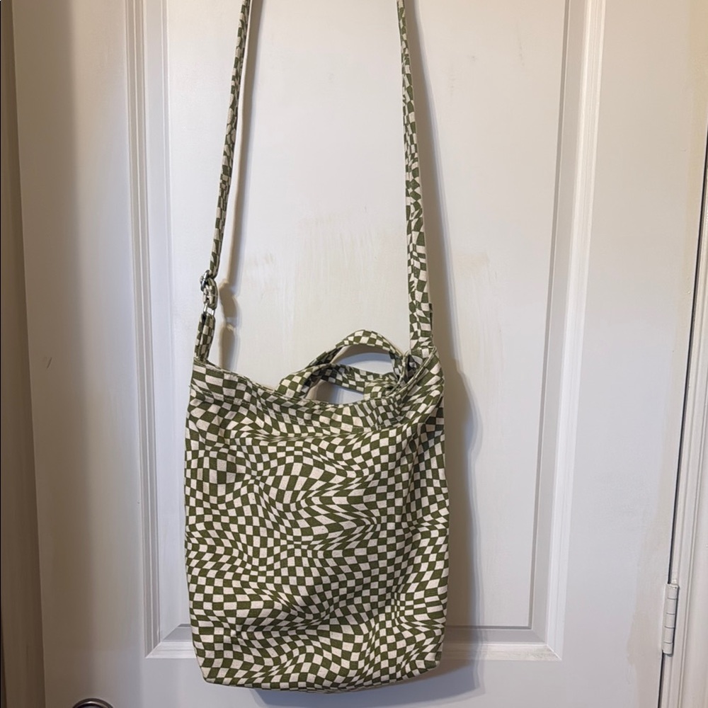 BAGGU Olive Checkered Shoulder Bag